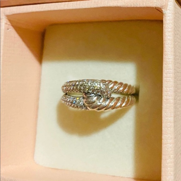 Beautiful Twisted Silver and Diamond Ring - Picture 2 of 8